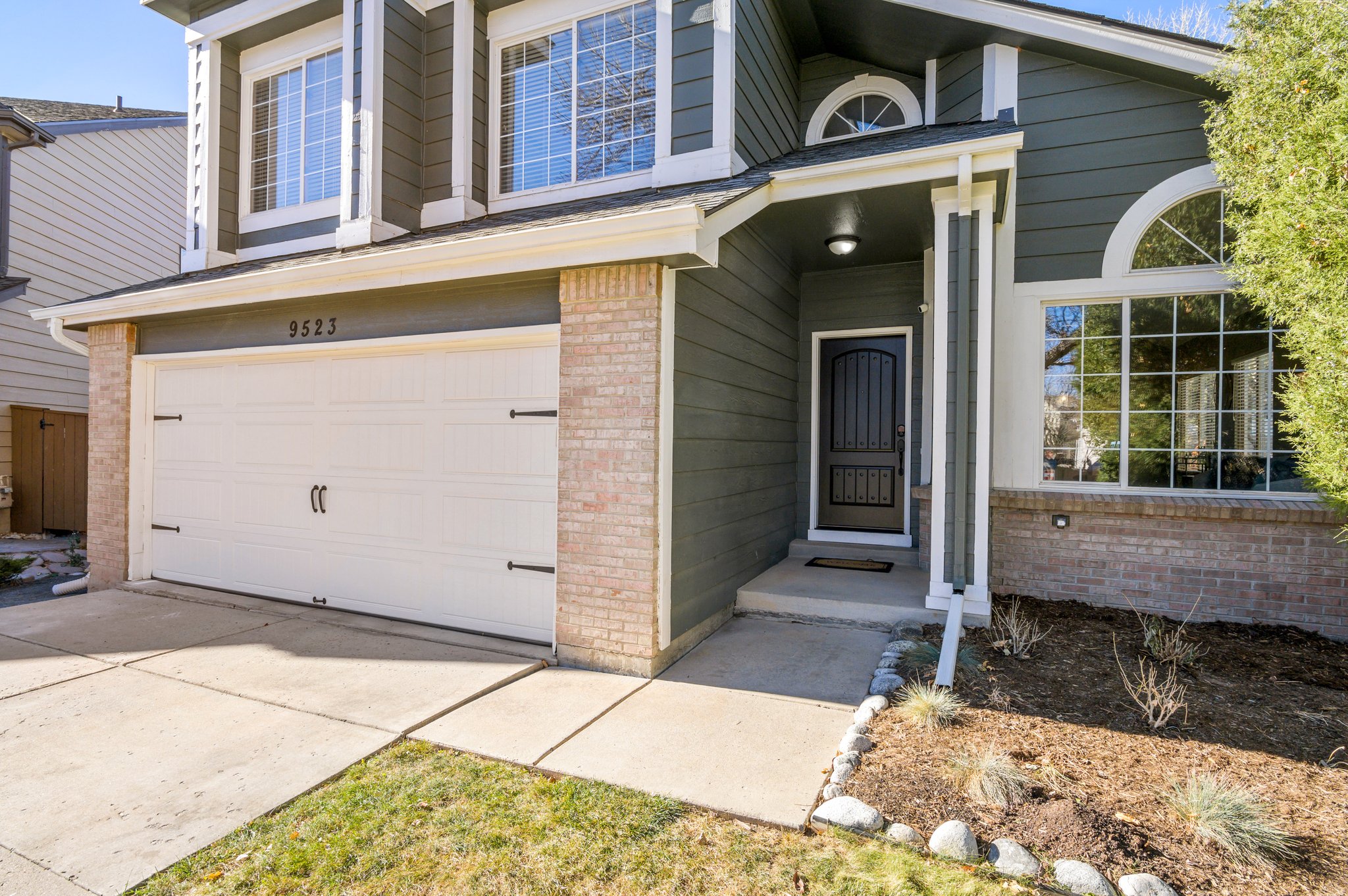 9523 Sherrelwood Lane, Highlands Ranch, CO 80126 8z Real Estate