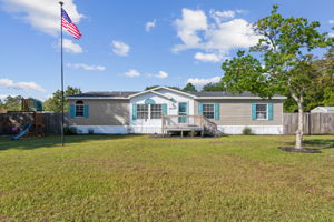 Welcome to 95237 Rainbow Acres Road