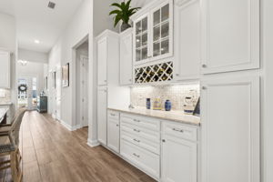 Stylish bar area perfect for entertaining!