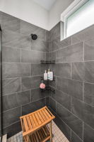 Primary Bathroom1c