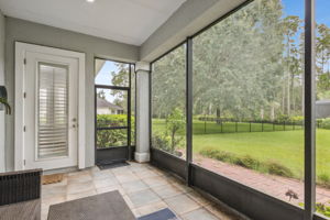 Screened-in Porch