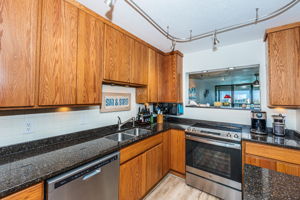 Kitchen 6