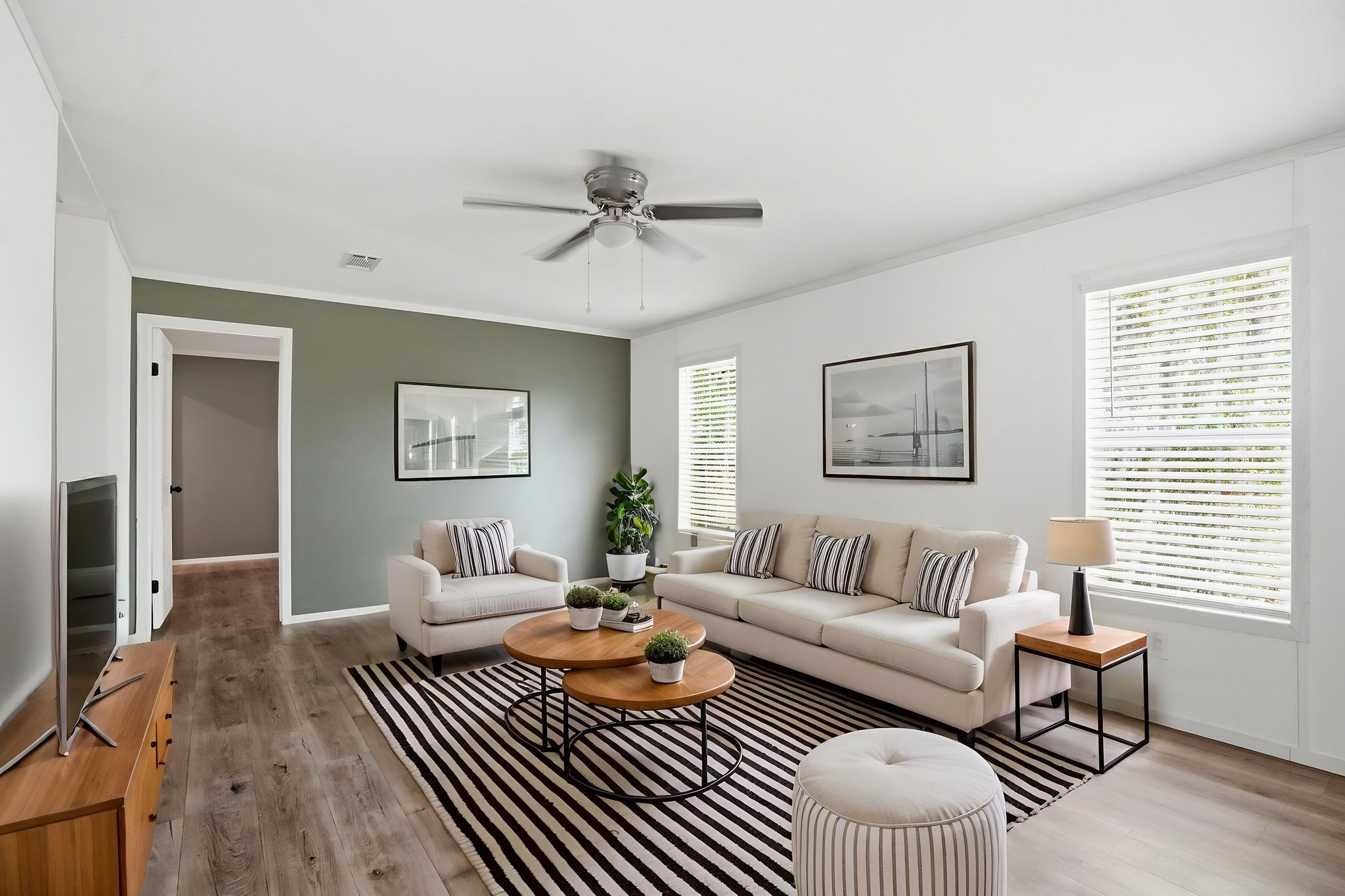 024_DSC00248 virtually staged.jpeg