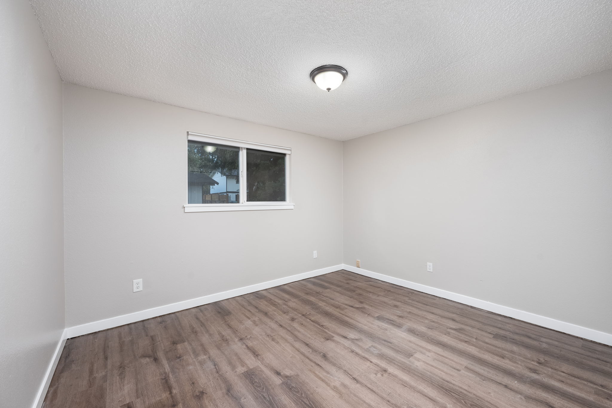9538HelenAveNE,Olympia,WA98516-14