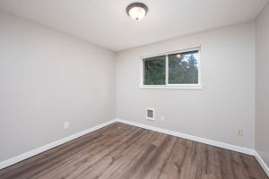 9538HelenAveNE,Olympia,WA98516-16
