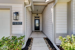 Front Entry Detail