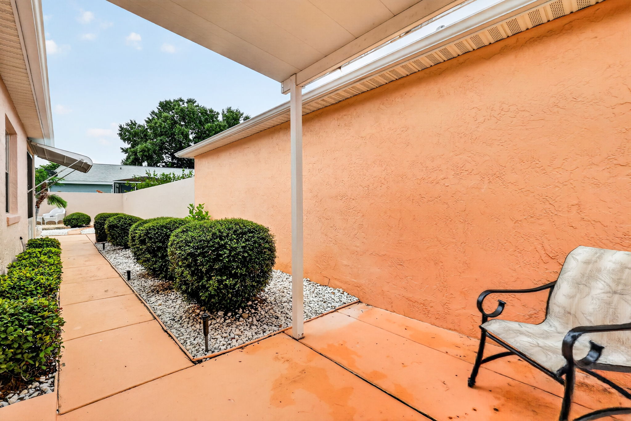 Side Courtyard