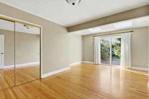 Guest Bedroom w/Slider