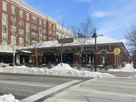 Local Dining at Downtown Crown