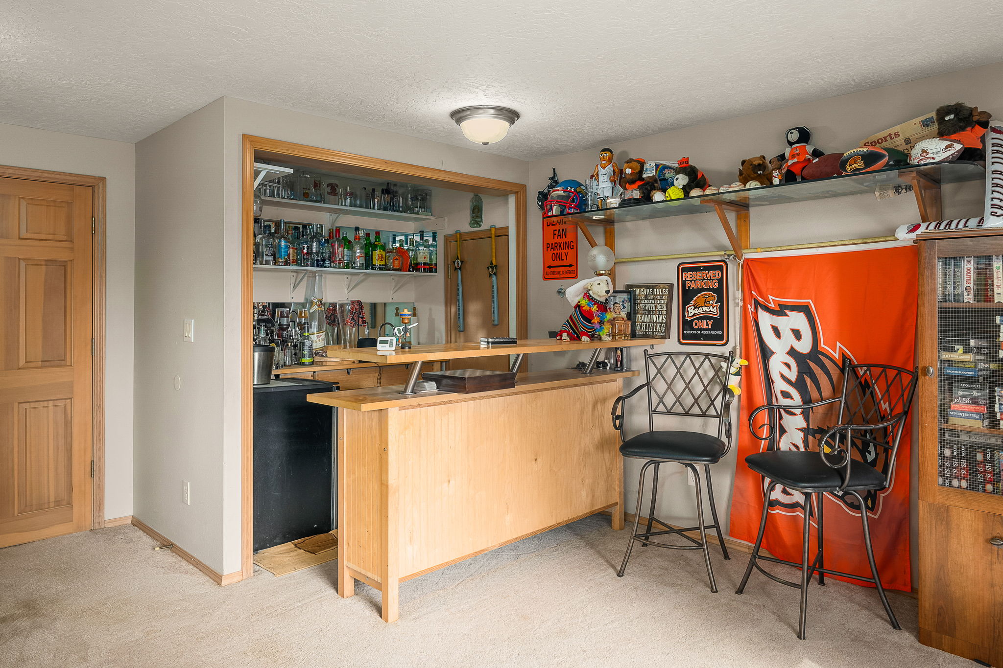 Wet bar - Possibilities are endless!