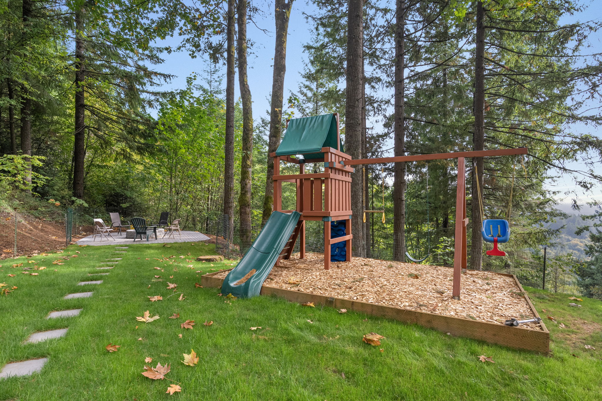 Play structure stays with home