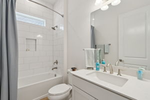  Photo 36