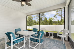 Screened-in Porch