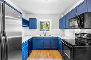 955 17th ST NE12