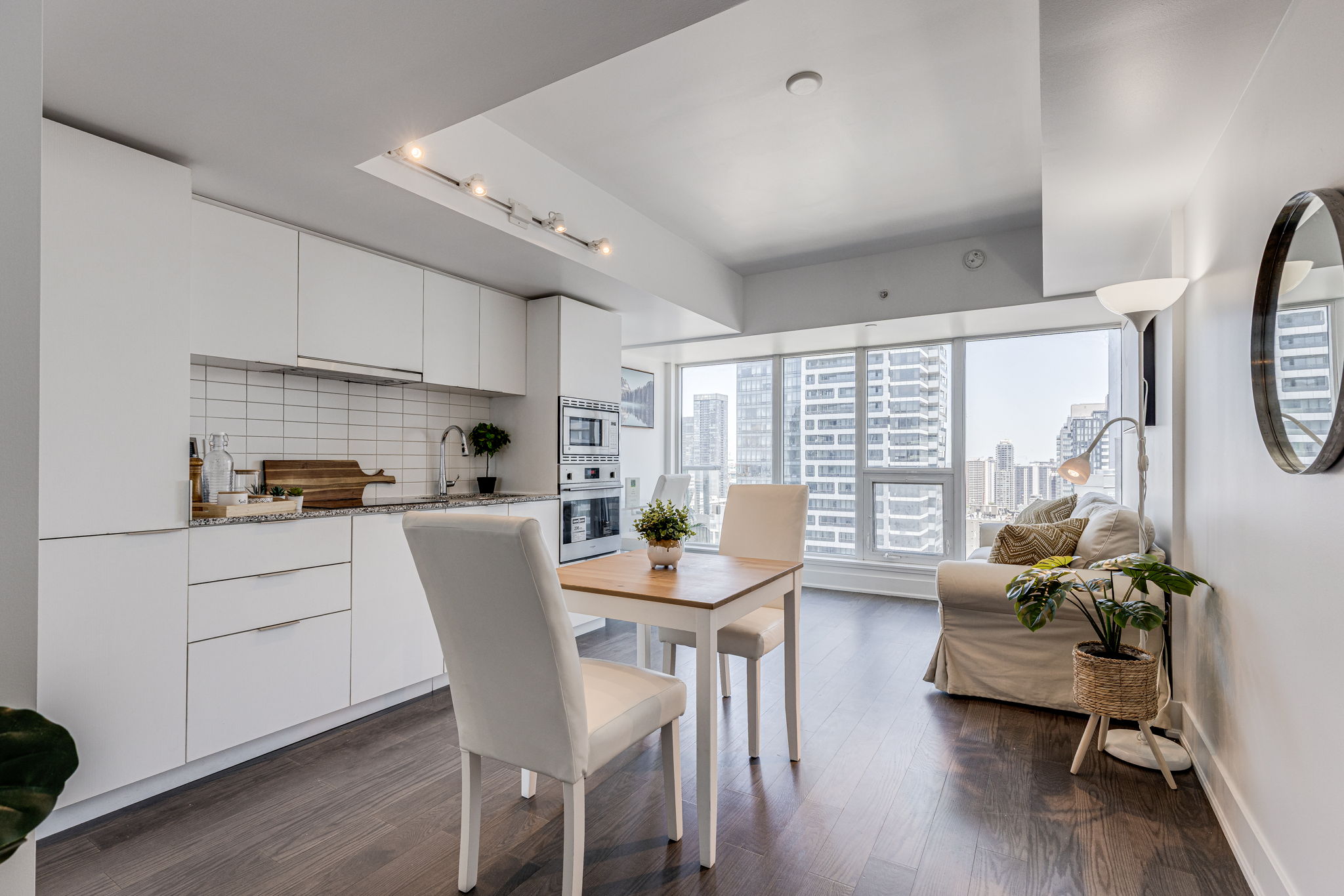 Toronto property showcase — delivered property photograph 5