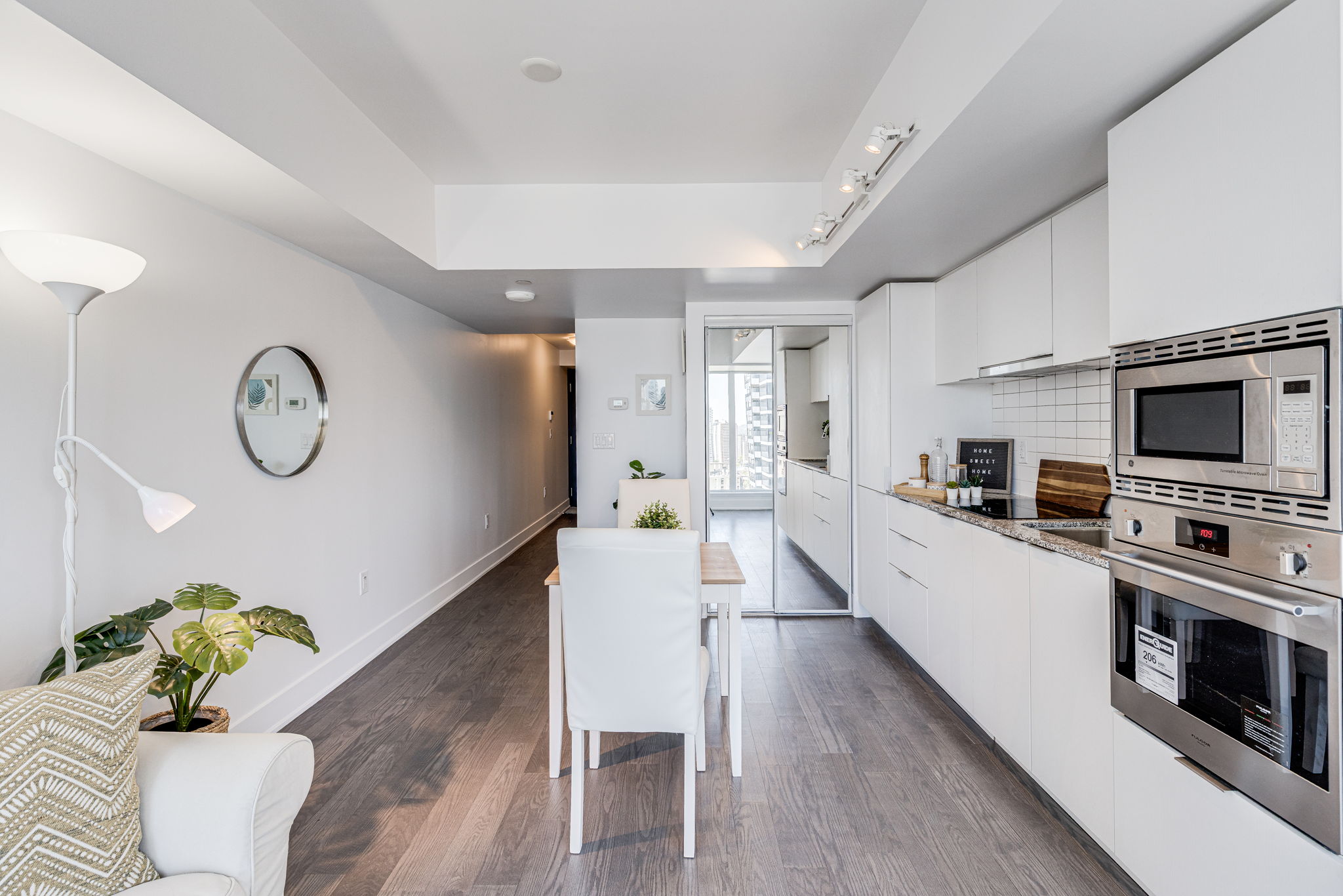 Toronto property showcase — delivered property photograph 9