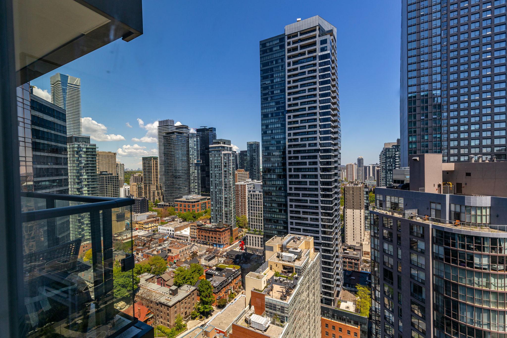 Toronto property showcase — delivered property photograph 19