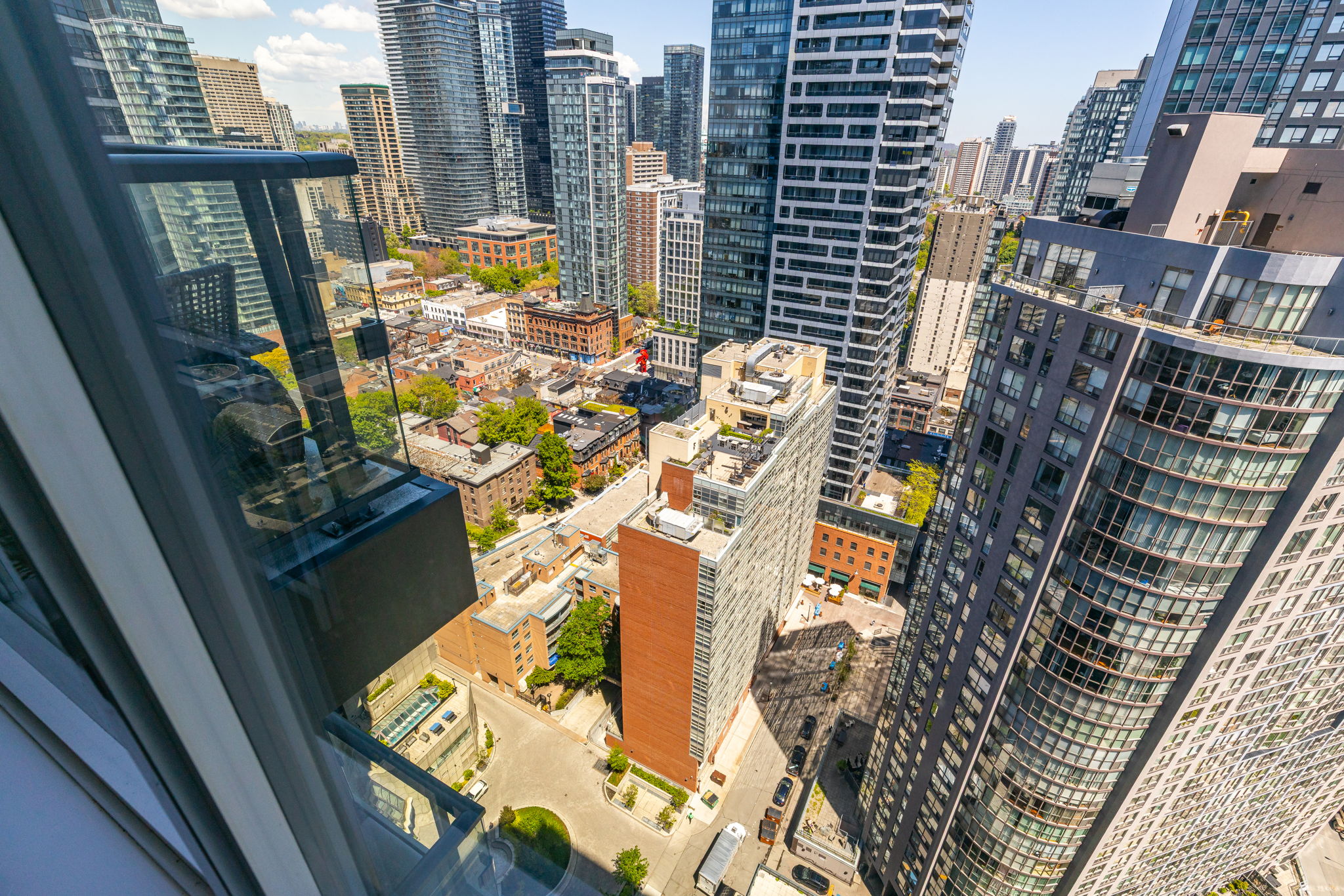 Toronto property showcase — delivered property photograph 22