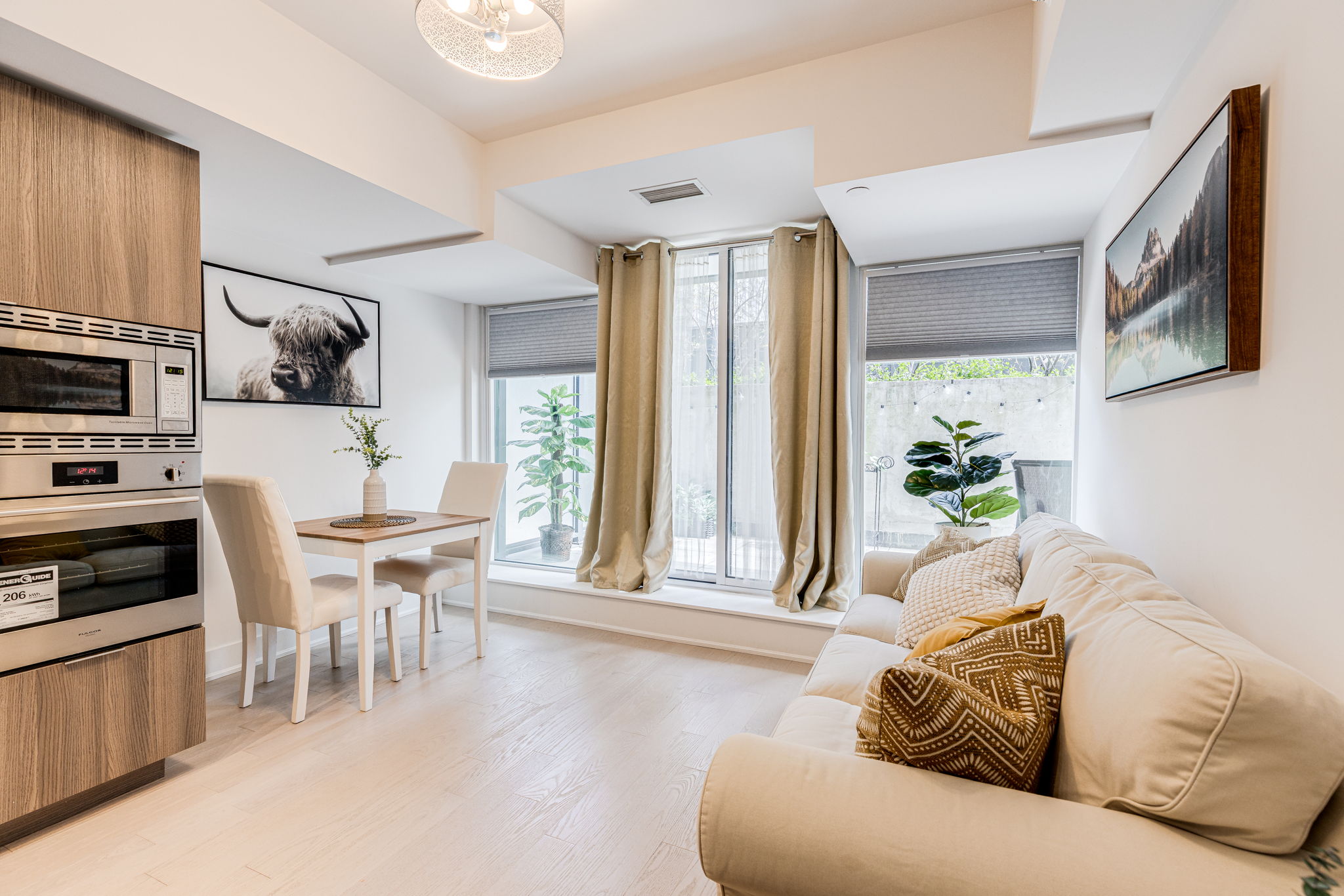 Toronto property showcase — delivered property photograph 5