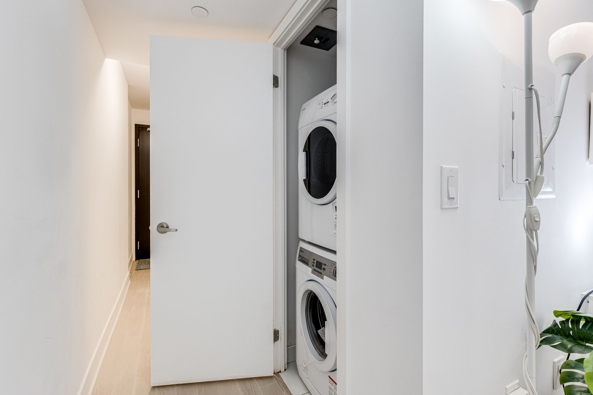 Toronto property showcase — delivered property photograph 17