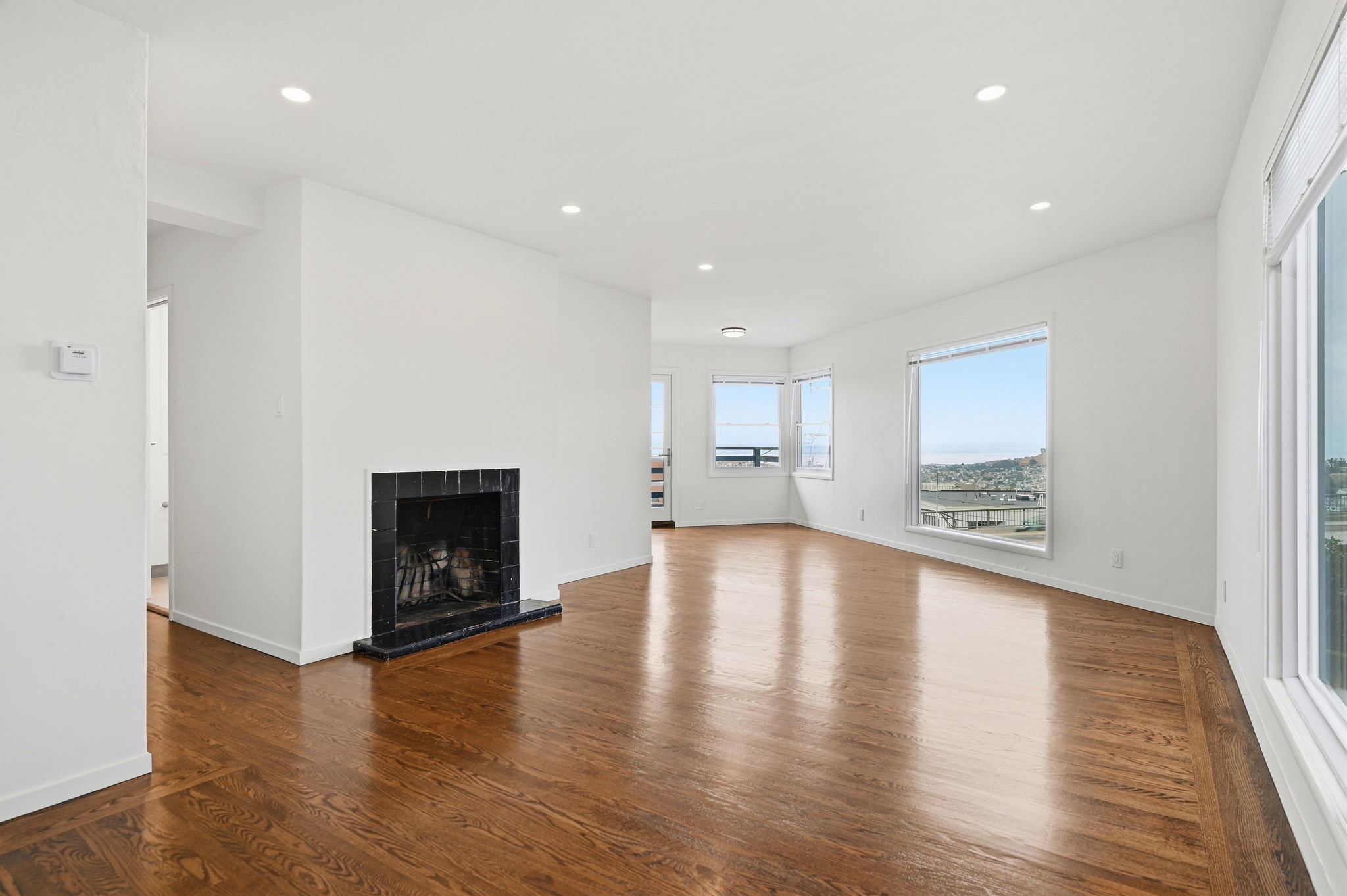 004_F8_955 Corbett Ave 6