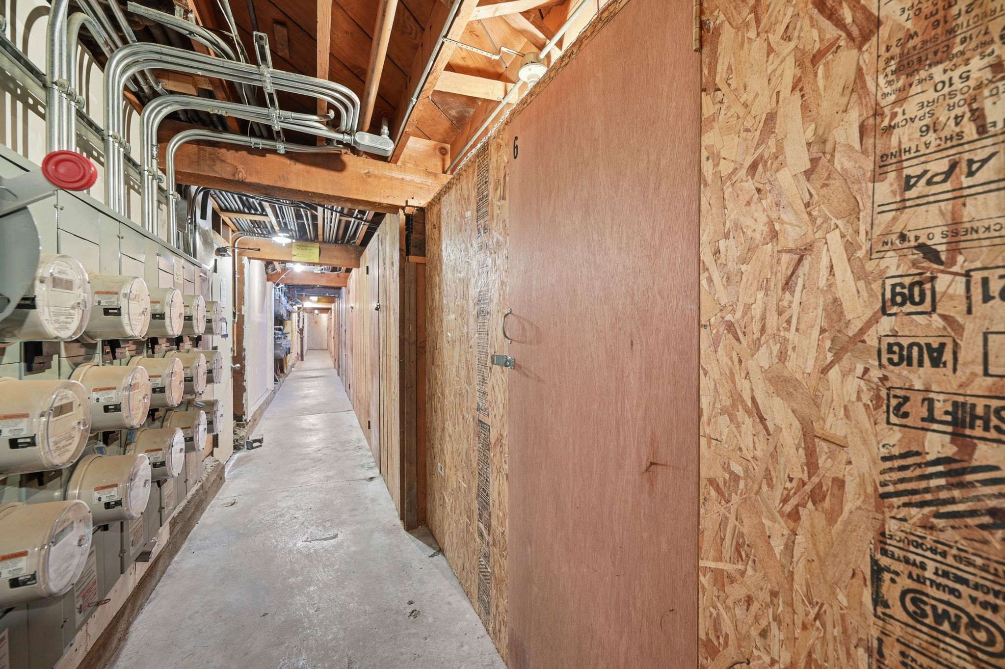 028_F8_955 Corbett Ave 6