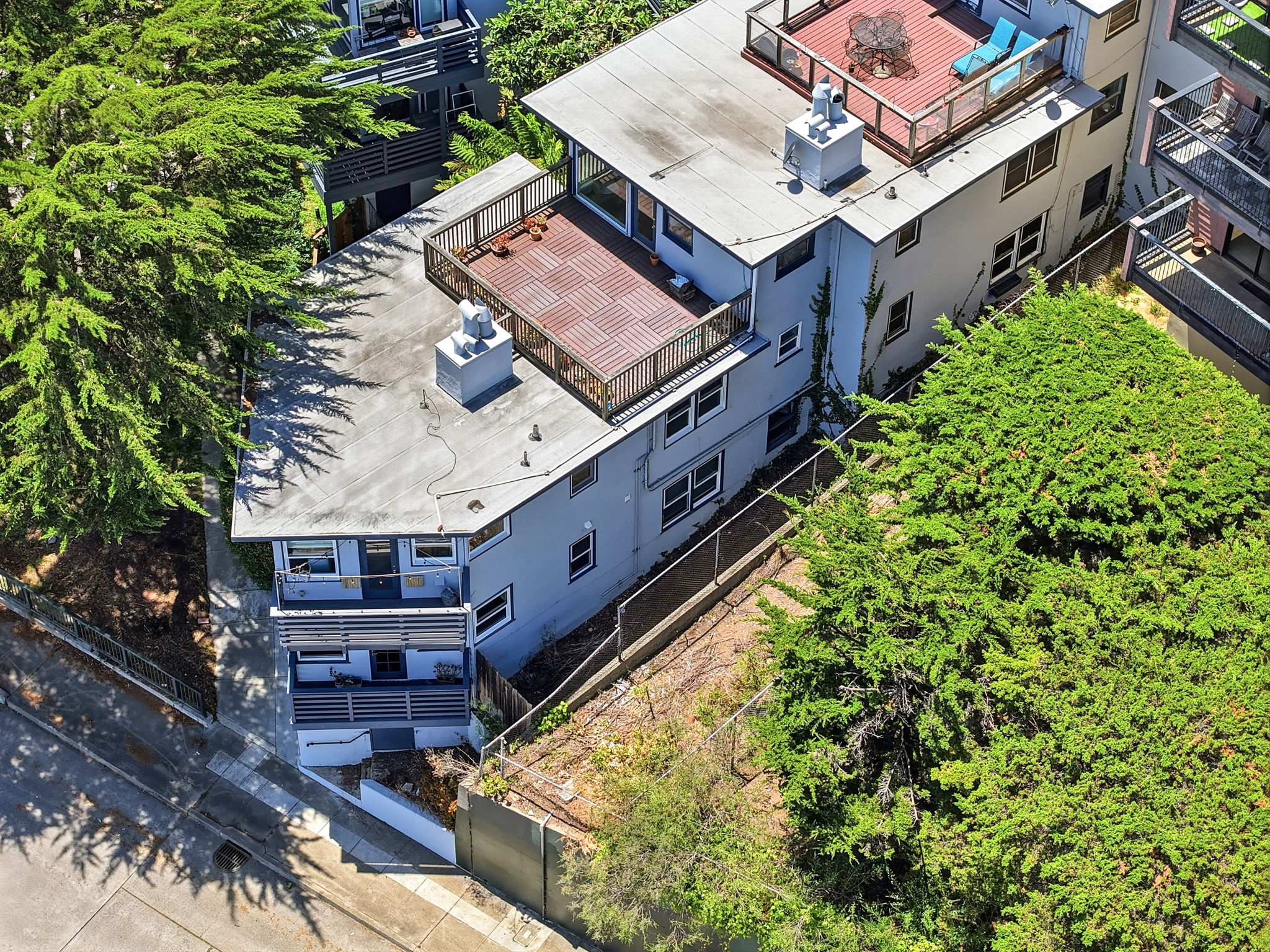 003_F8_AERIAL_955 Corbett Ave 6