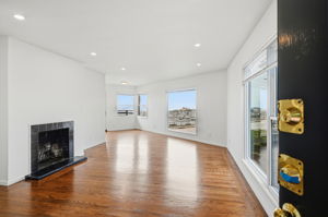 003_F8_955 Corbett Ave 6