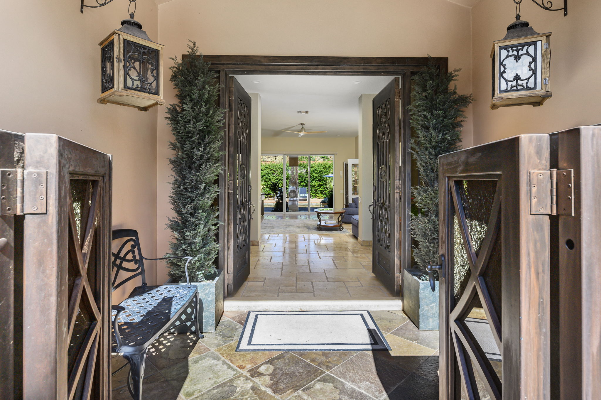  955 E Azalea Cir, Palm Springs, CA 92264, US Photo 7