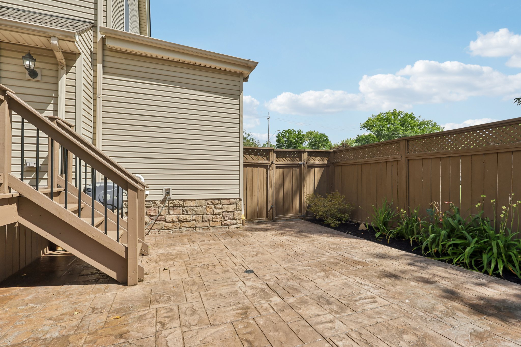 E Schaaf Rd-S2508-053.jpg