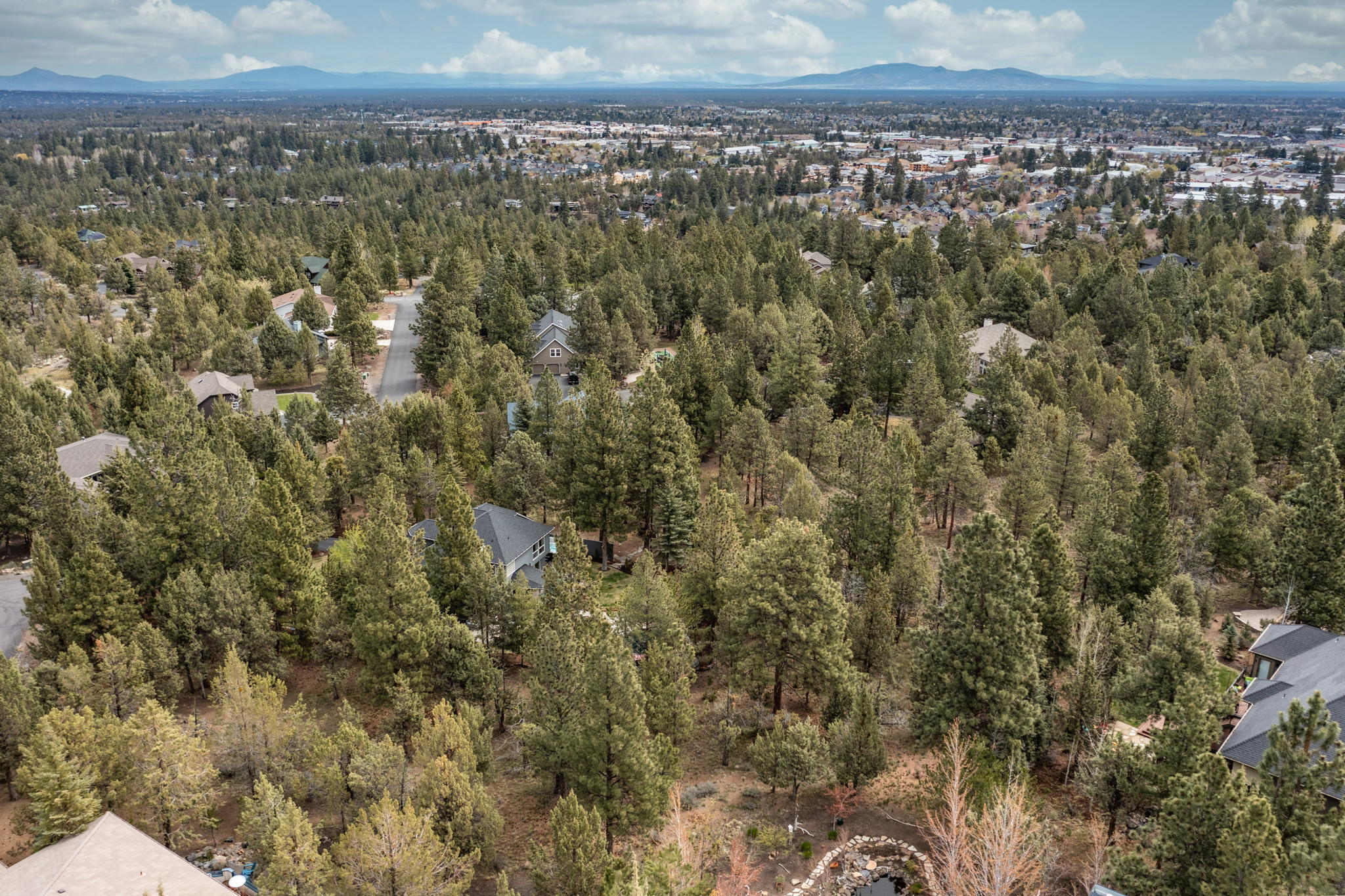 955 NW Chelsea Loop, Bend, OR 97701, USA Photo 67
