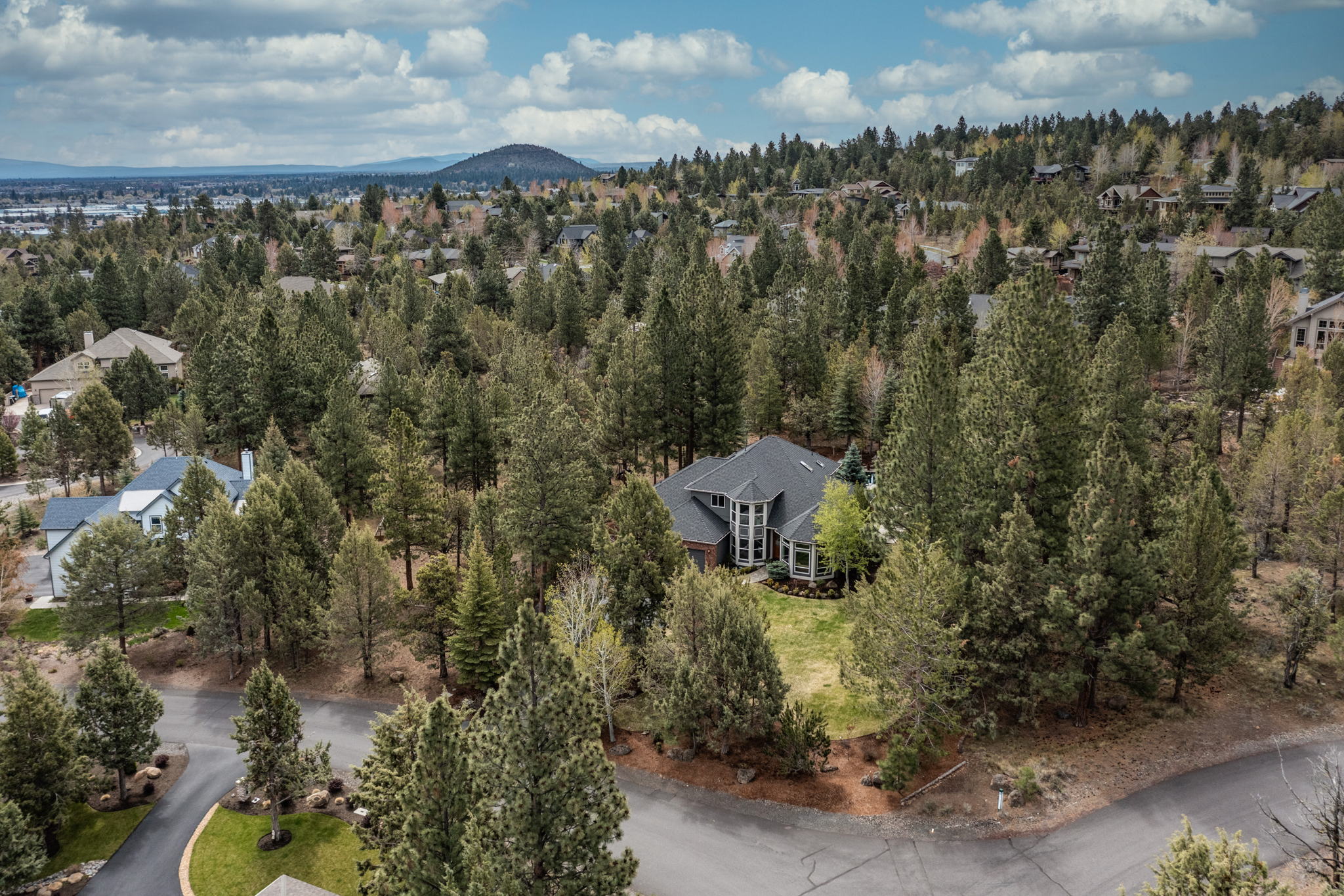 955 NW Chelsea Loop, Bend, OR 97701, USA Photo 63