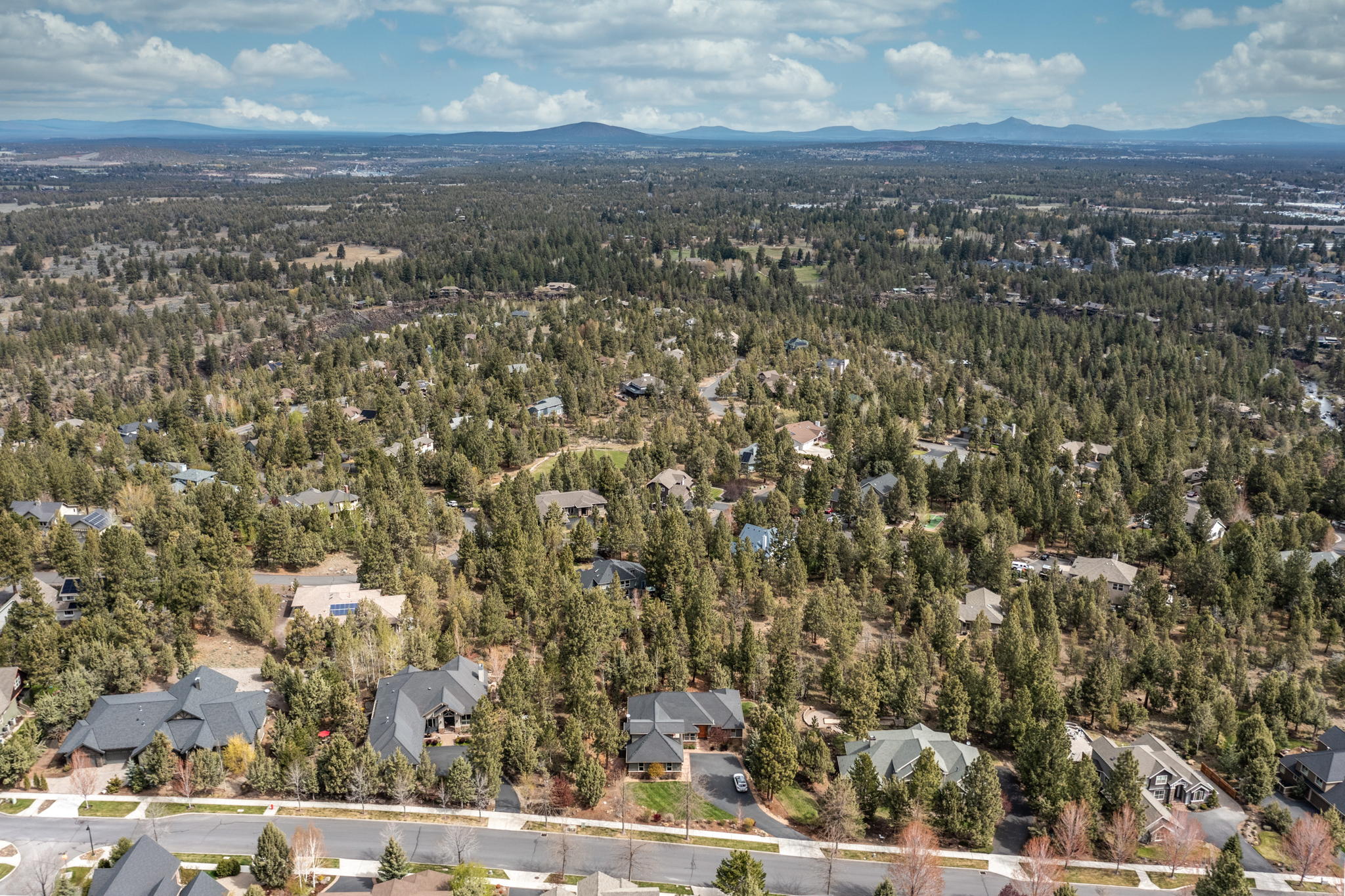 955 NW Chelsea Loop, Bend, OR 97701, USA Photo 57