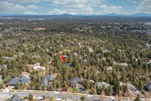 955 NW Chelsea Loop, Bend, OR 97701, USA Photo 55