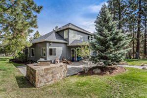 955 NW Chelsea Loop, Bend, OR 97701, USA Photo 11