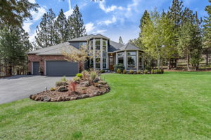 955 NW Chelsea Loop, Bend, OR 97701, USA Photo 0