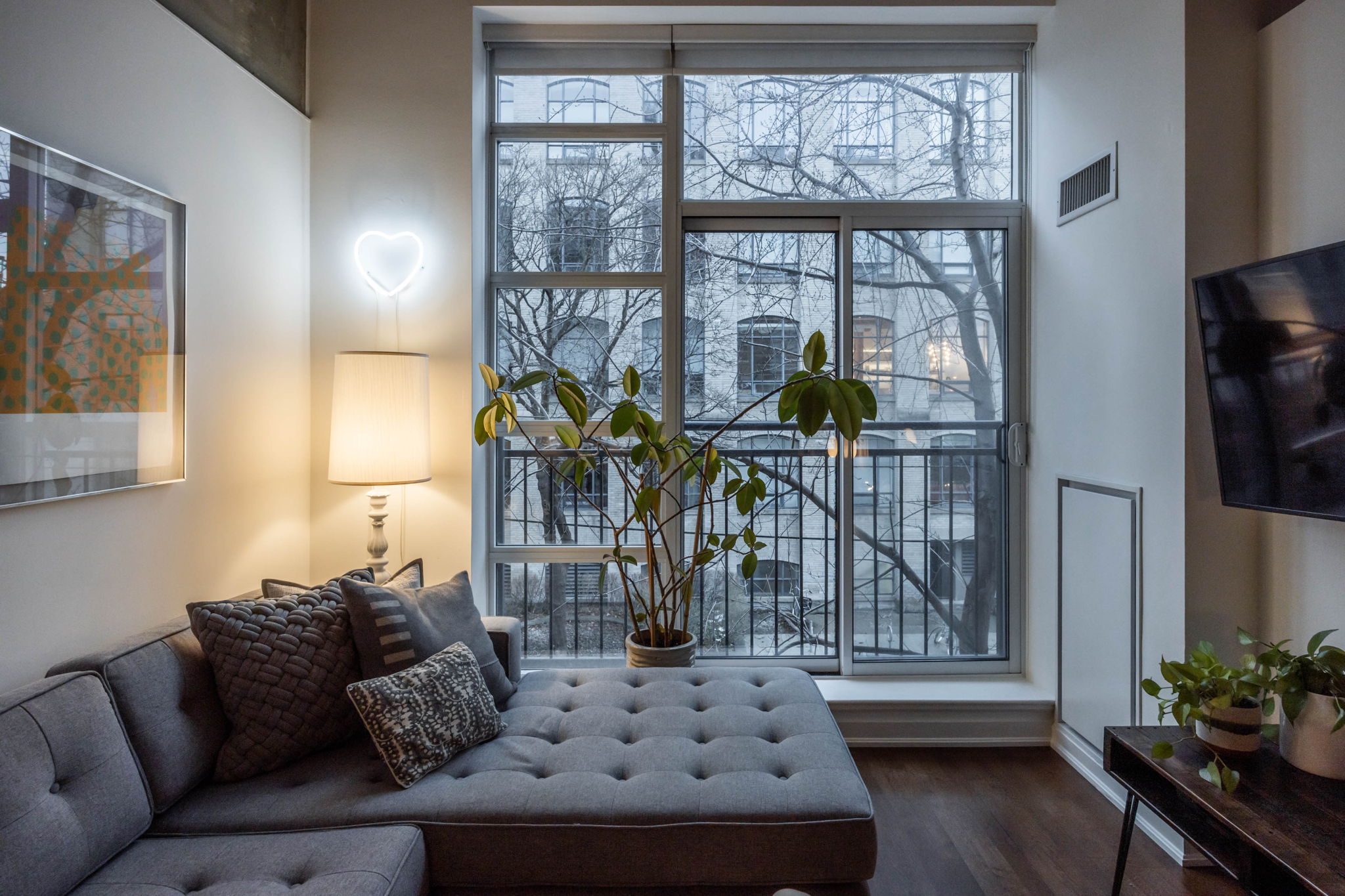 Toronto property showcase — delivered property photograph 24