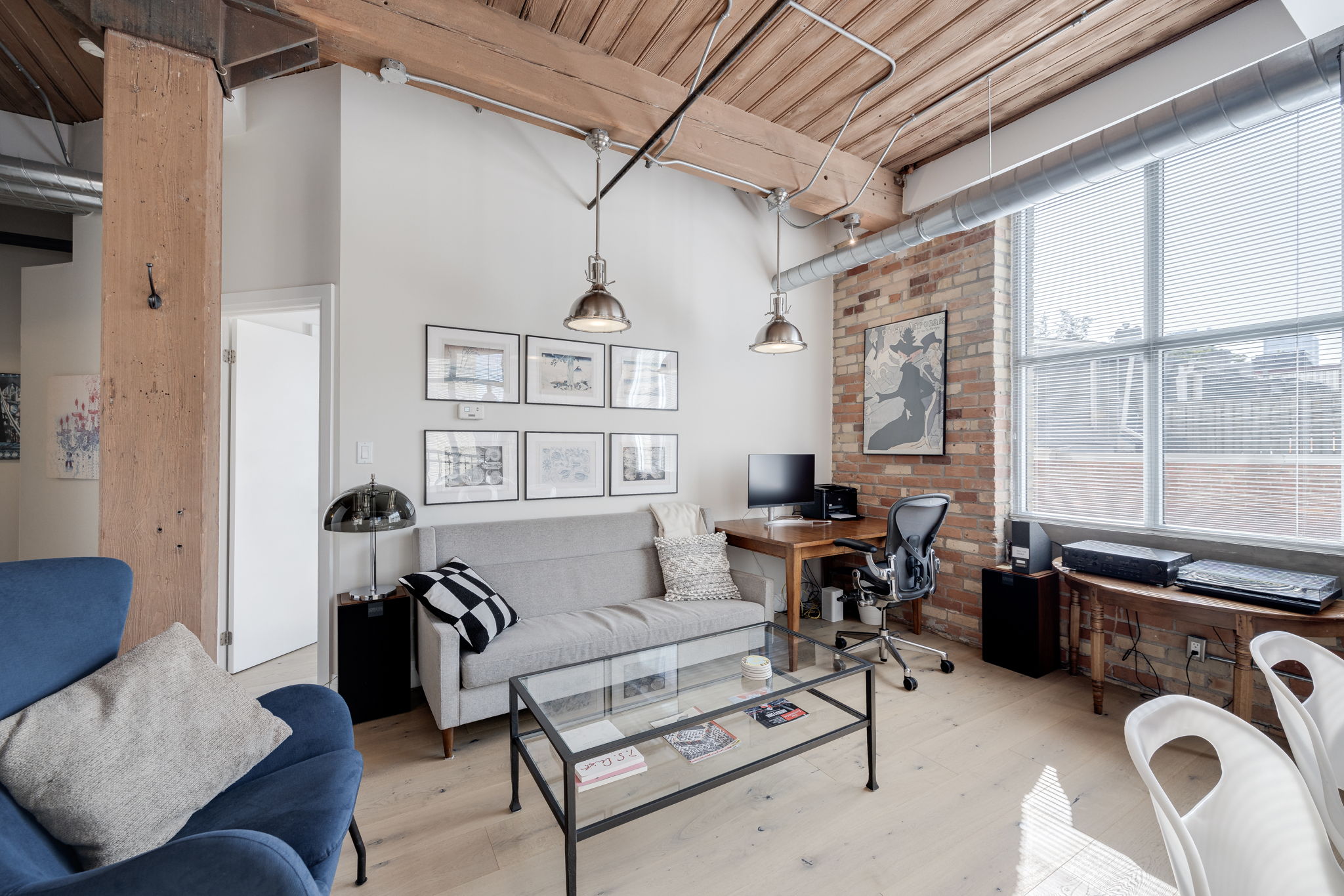 Toronto property showcase — delivered property photograph 15
