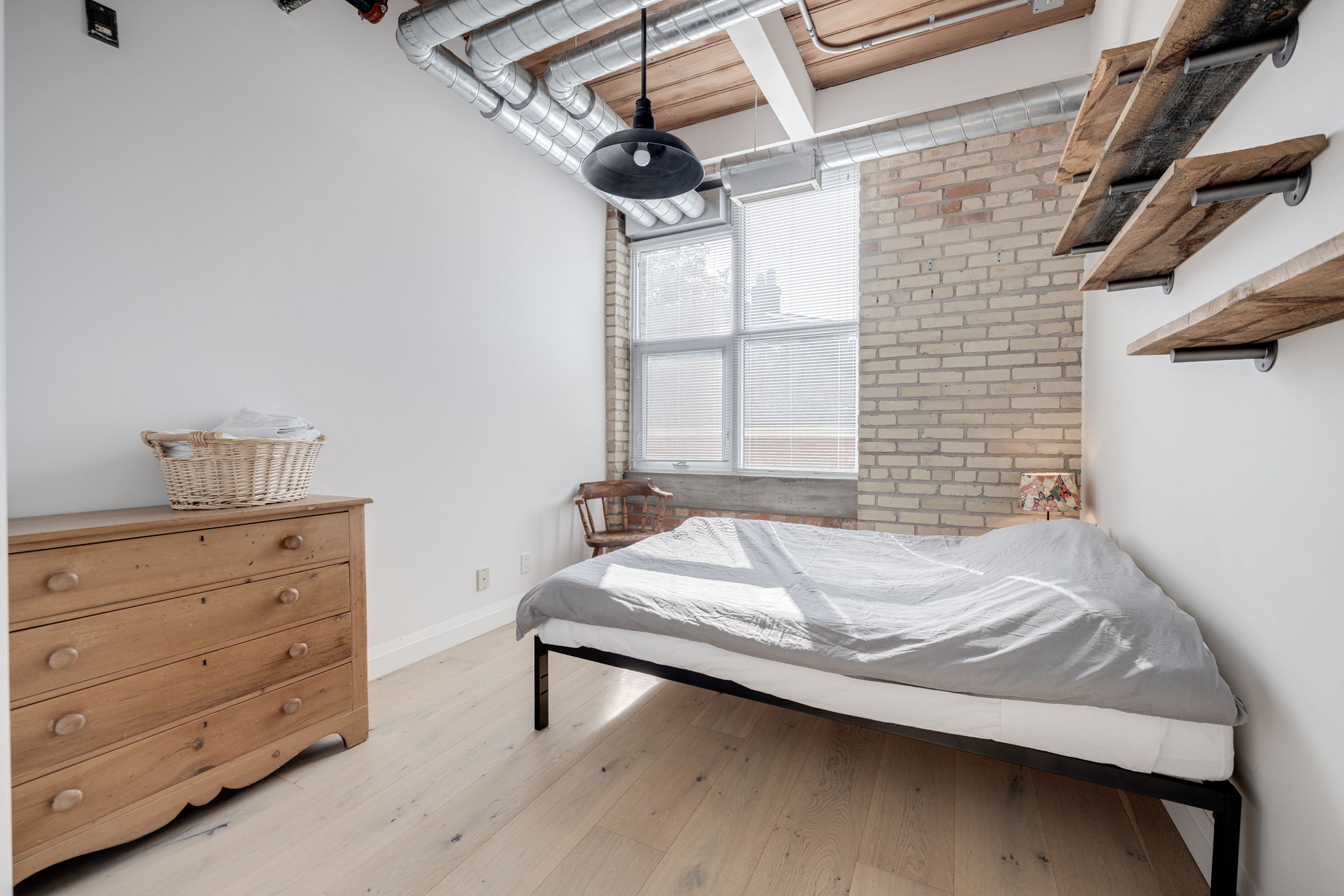 Toronto property showcase — delivered property photograph 21