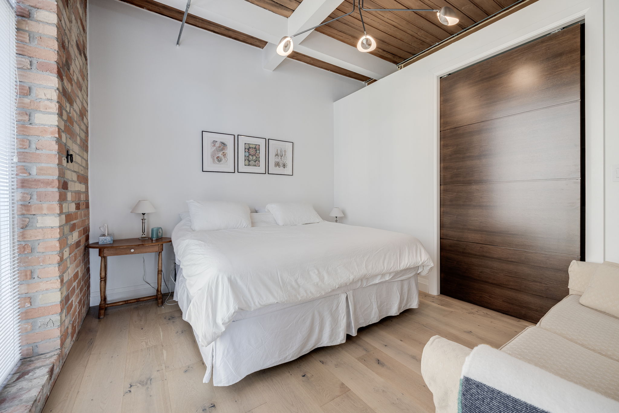 Toronto property showcase — delivered property photograph 17