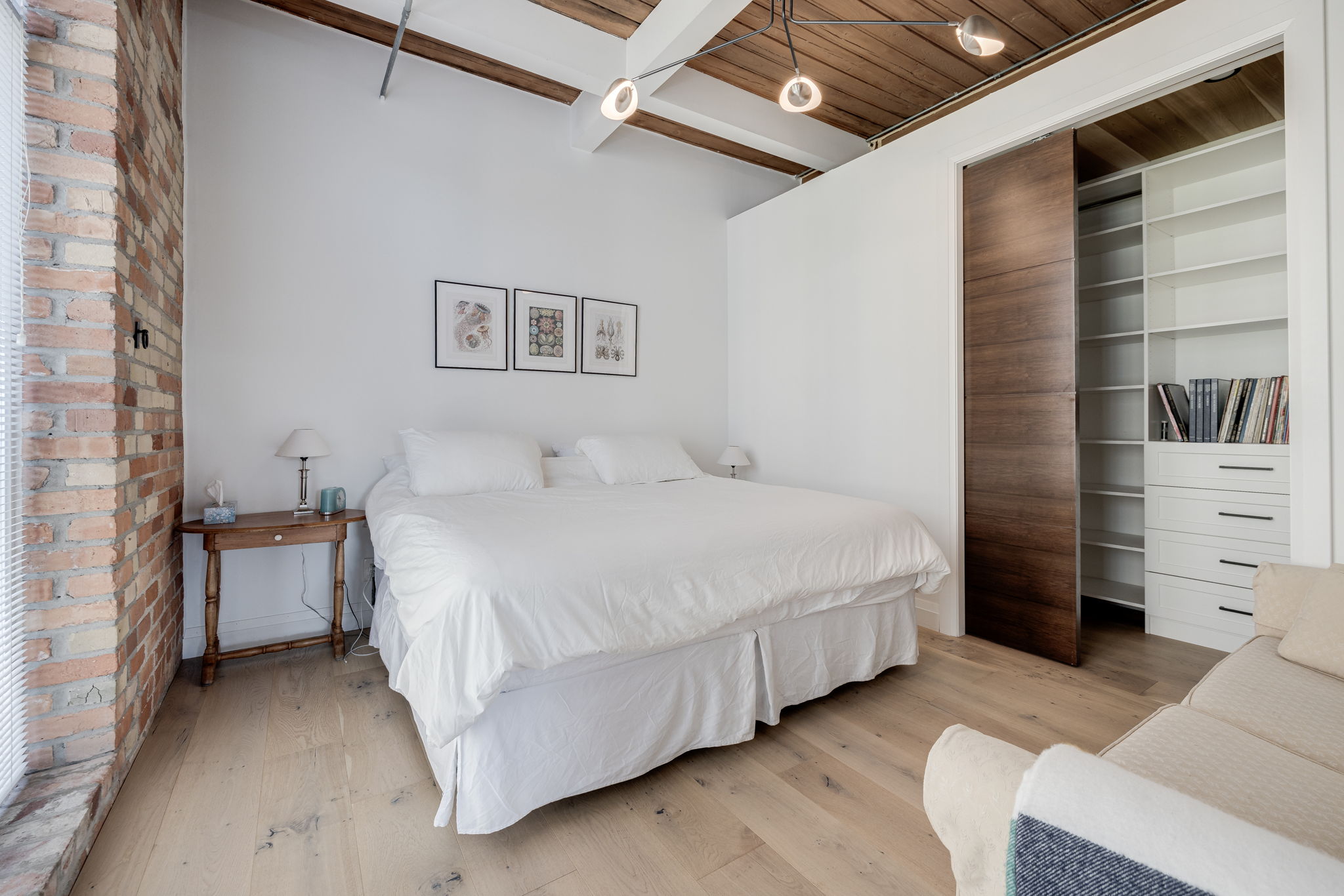 Toronto property showcase — delivered property photograph 18