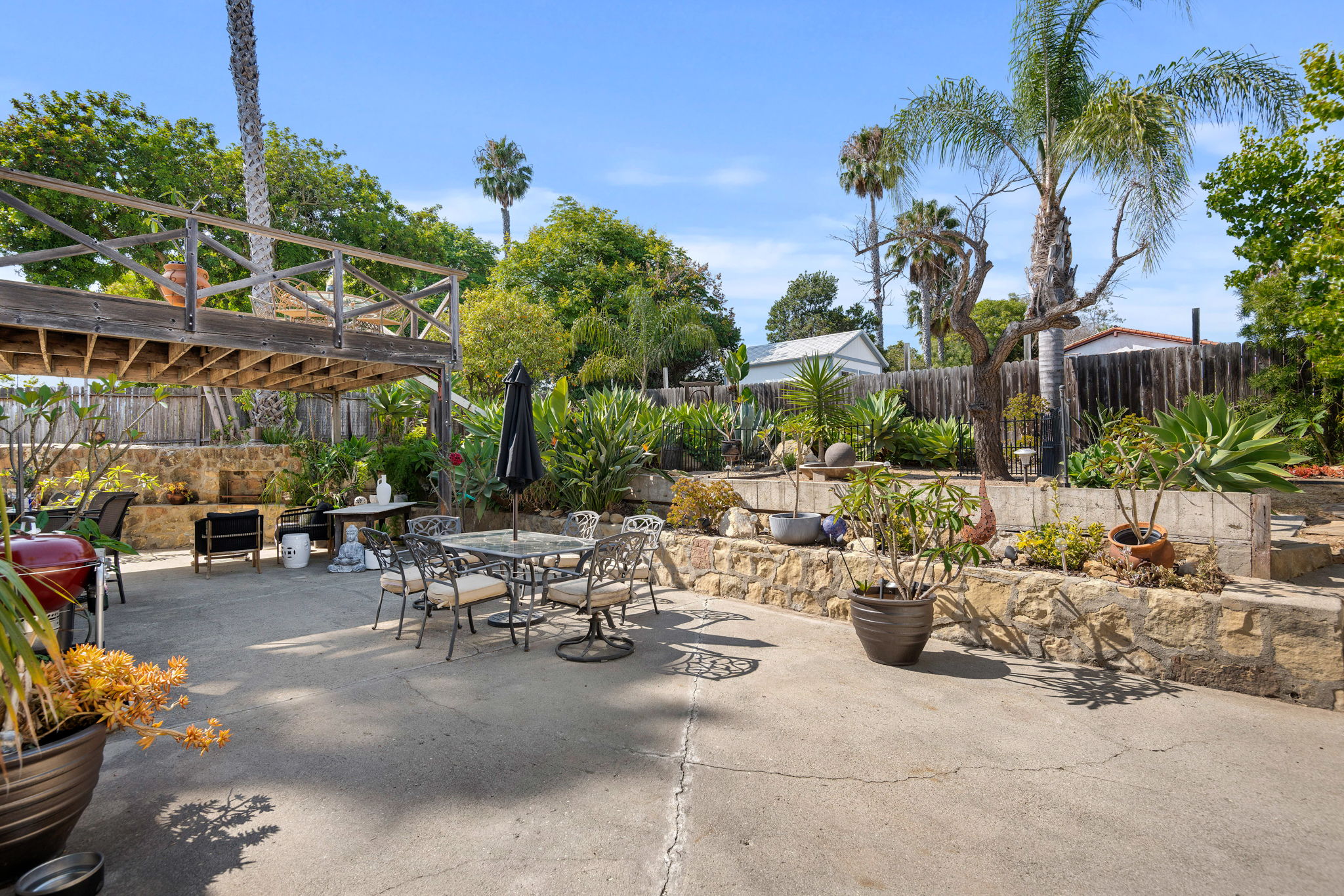 26 - Side Patio