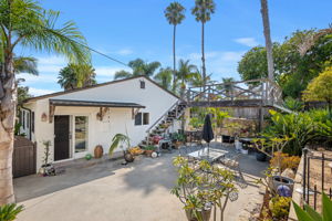 27 - Side Patio