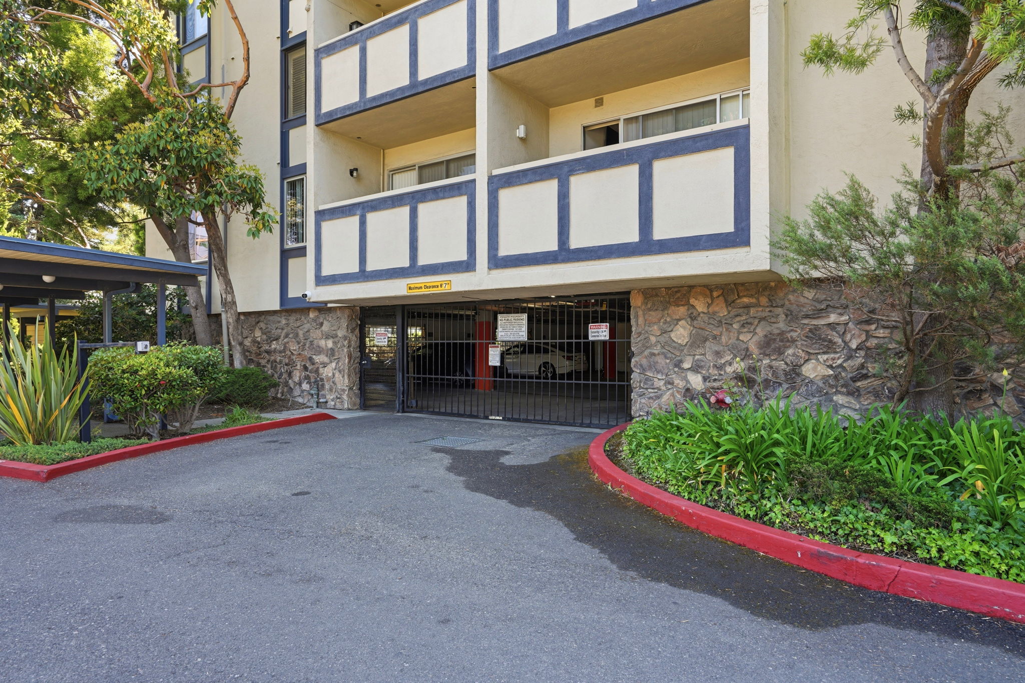 031_F8_955 Shorepoint Ct 208