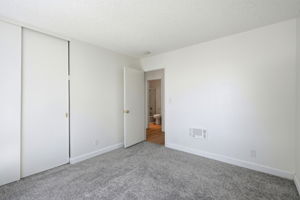015_F8_955 Shorepoint Ct 208