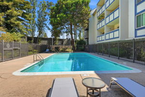 033_F8_955 Shorepoint Ct 208