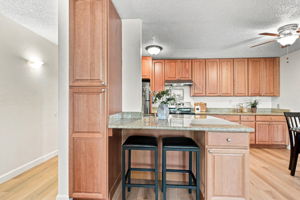 010_F8_955 Shorepoint Ct 208