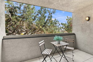 022_F8_955 Shorepoint Ct 208