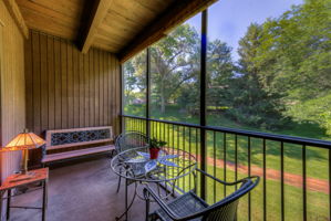 Screened-in Porch