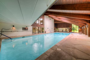 Building - Pool